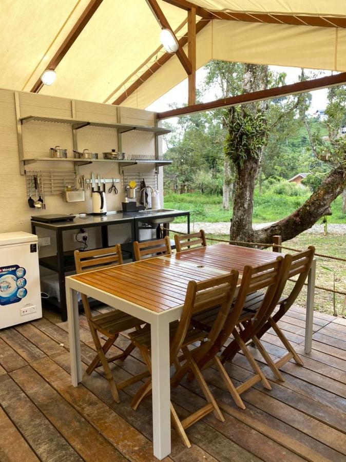 Canopy Nuang Hill Luxury tent *